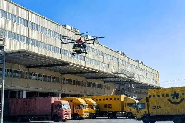 济南首条空中物流线路正式运行