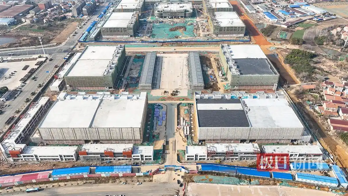 孝感首衡城二期50万吨智慧冷链中心工程全面复工